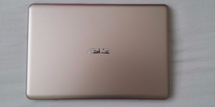 ASUS E200H with box warranty